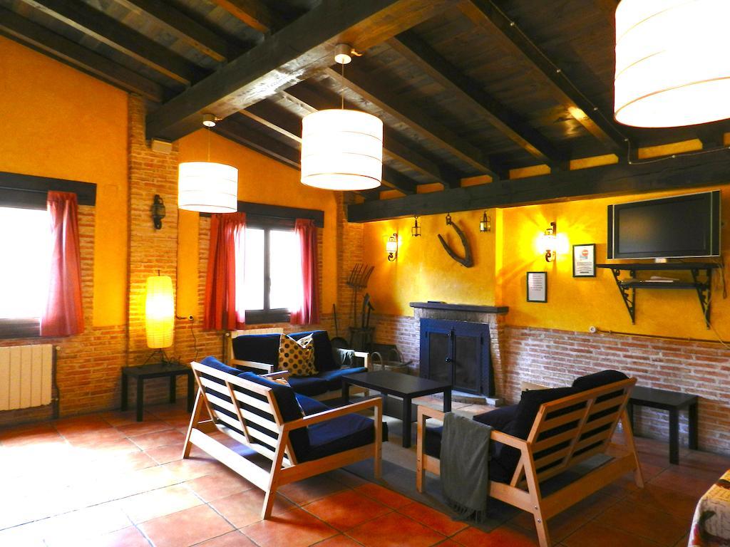 Hostel El Lago, Caceres Jaraiz de la Vera Eksteriør bilde