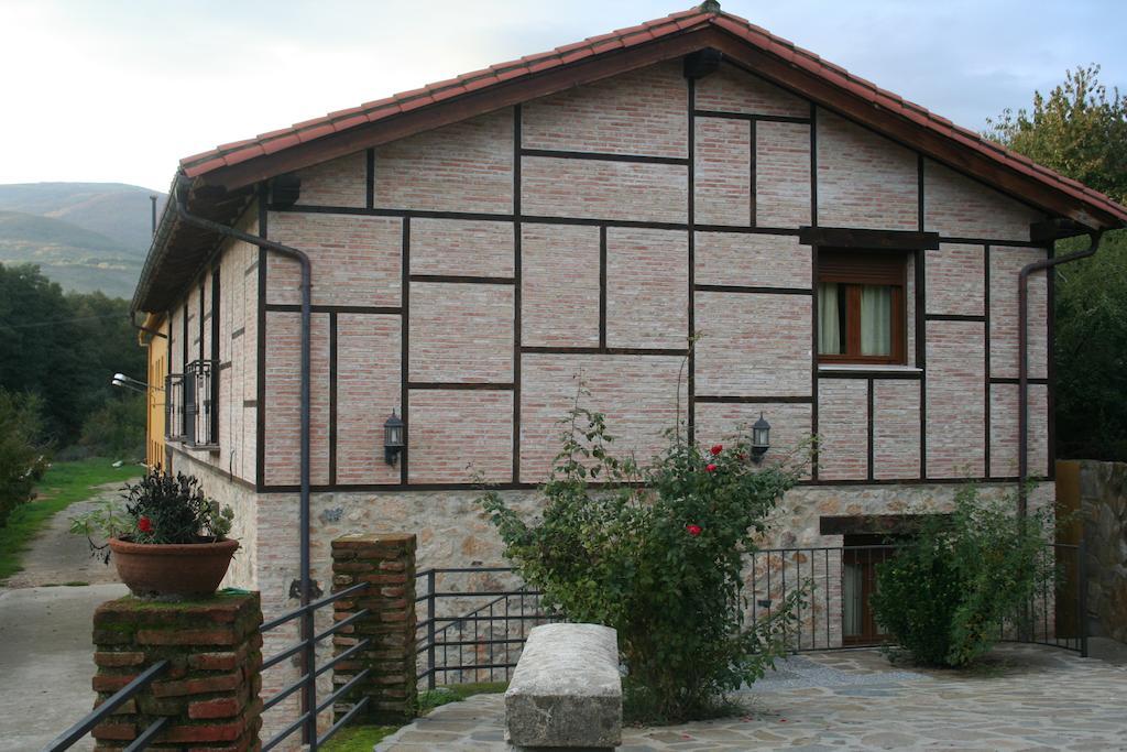 Hostel El Lago, Caceres Jaraiz de la Vera Eksteriør bilde